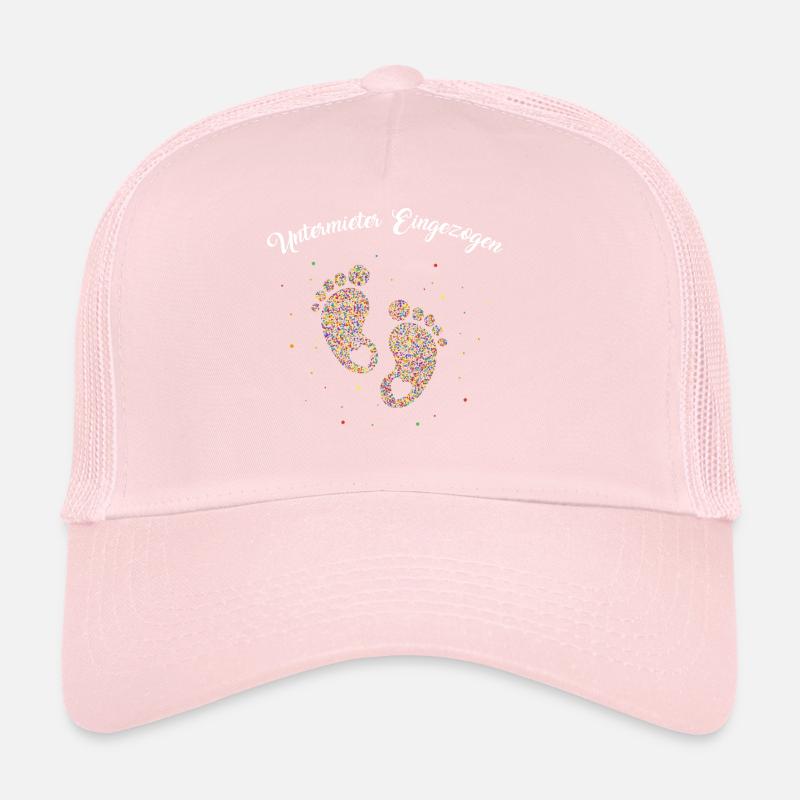 Subtenant moved in Trucker Cap
