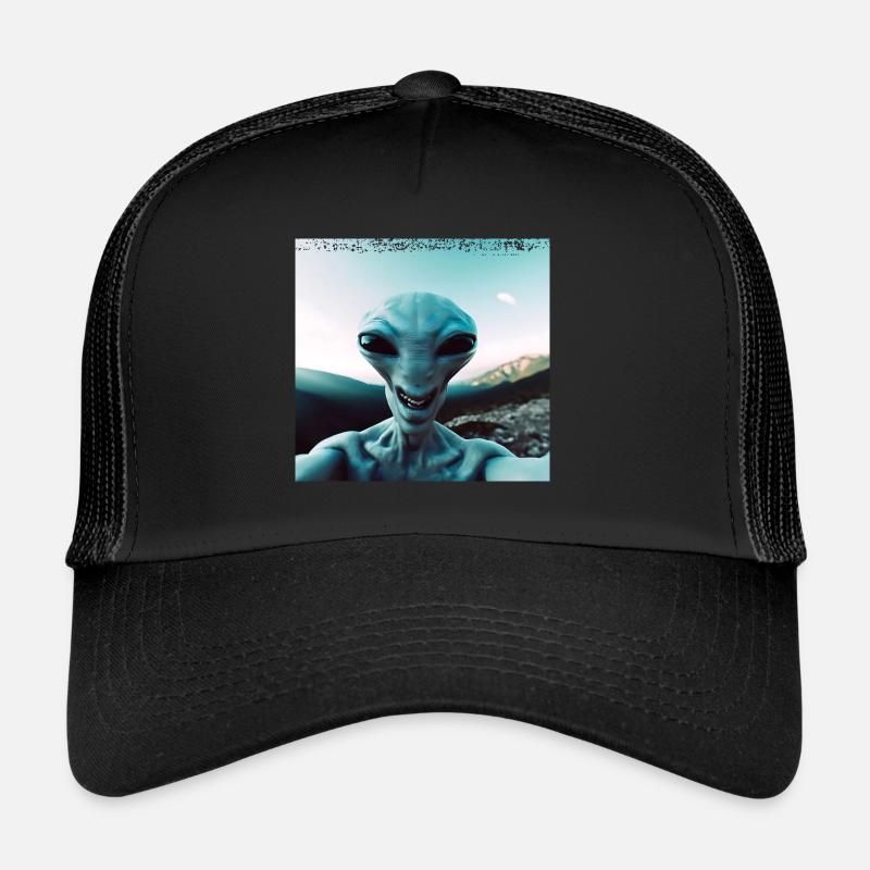 Alien Selfie in den Bergen Trucker Cap