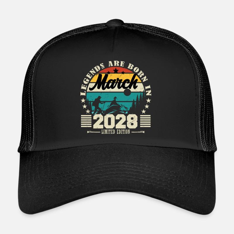 März 2028. Geburtstagsgeschenk März 2028. Trucker Cap
