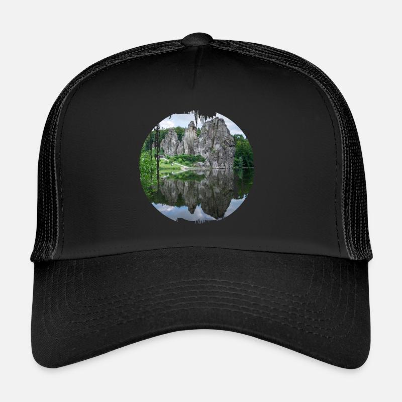 external stones Trucker Cap
