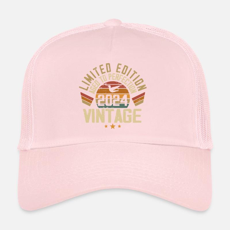 Vintage 2024 Retro 2024 Birthday Gift Trucker Cap