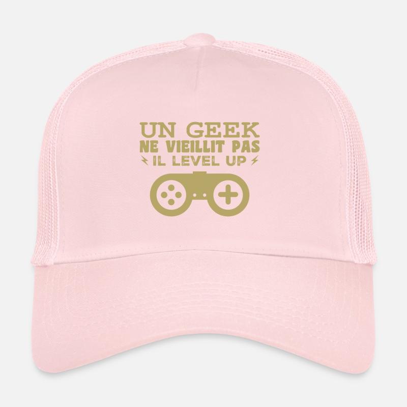 Ein Geek wird nicht alt... Il level up Trucker Cap