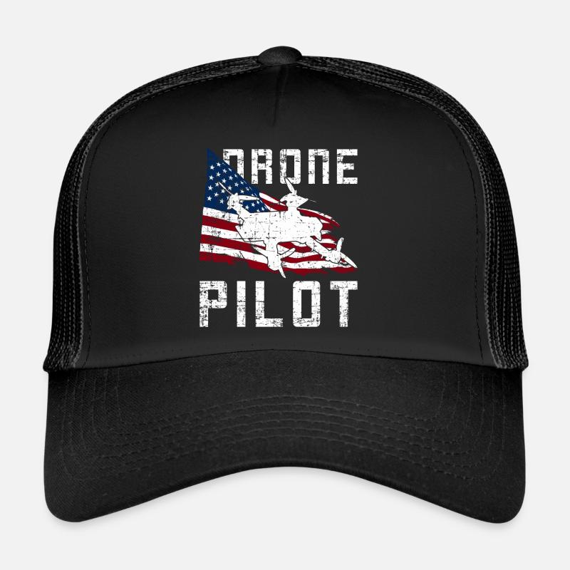 Drone quadricoptère devant le drapeau américain pour les pilotes Casquette trucker 