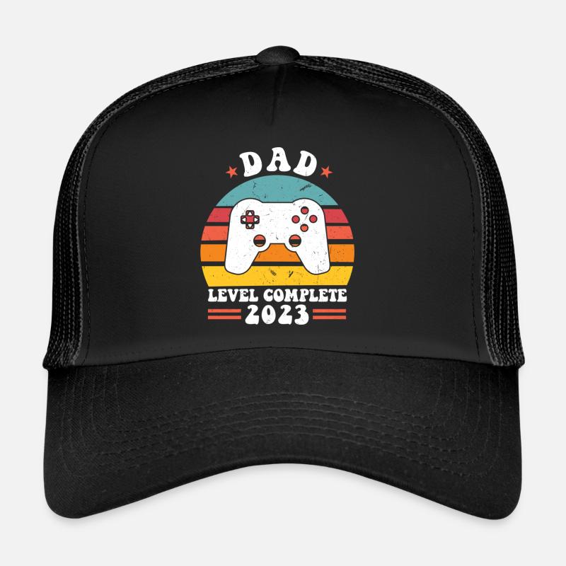 Papa-Level abgeschlossen 2023 Papa 2023 - Trucker Cap - Schwarz/Schwarz