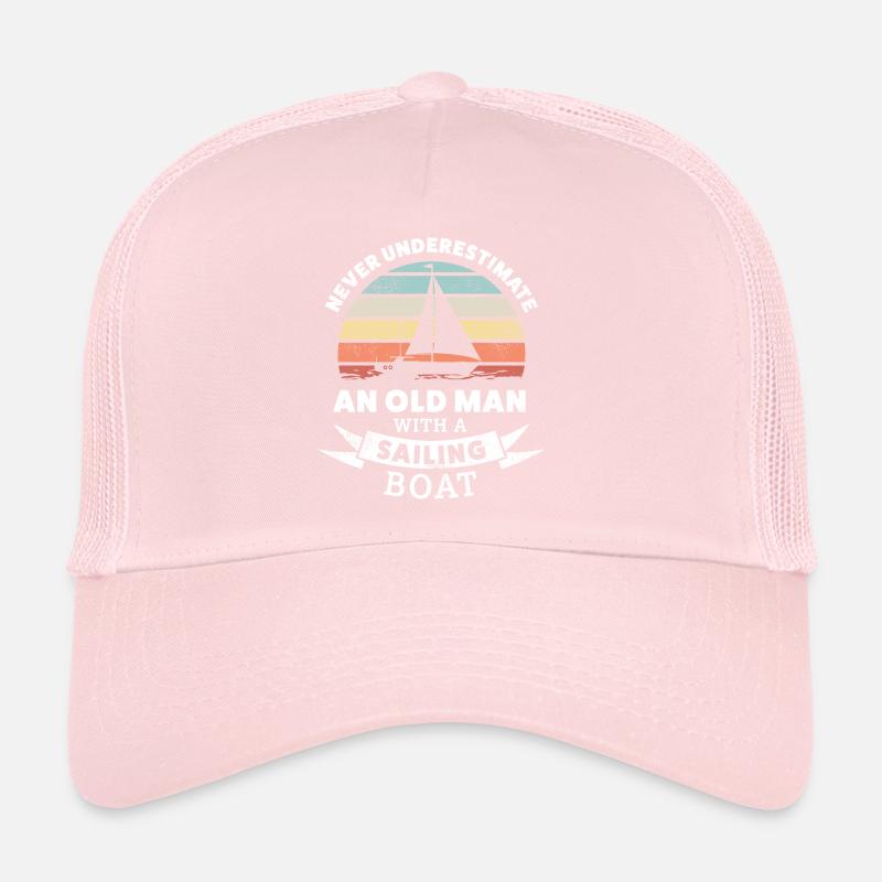 Lustiger alter Mann mit einem Segelbootgeschenk Trucker Cap