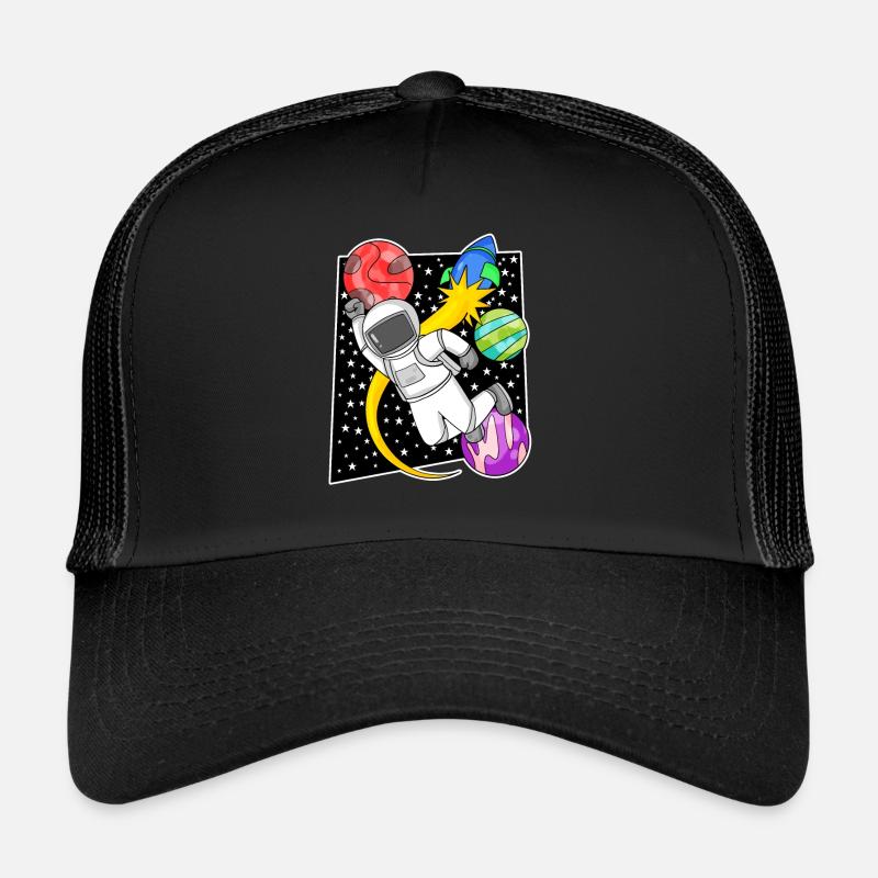 Astronaut im Weltall mit Rakete Trucker Cap