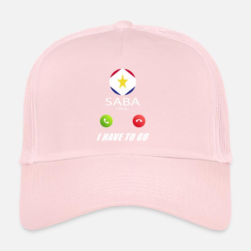 Saba appelle aux drapeaux Lusiger en disant Casquette trucker 