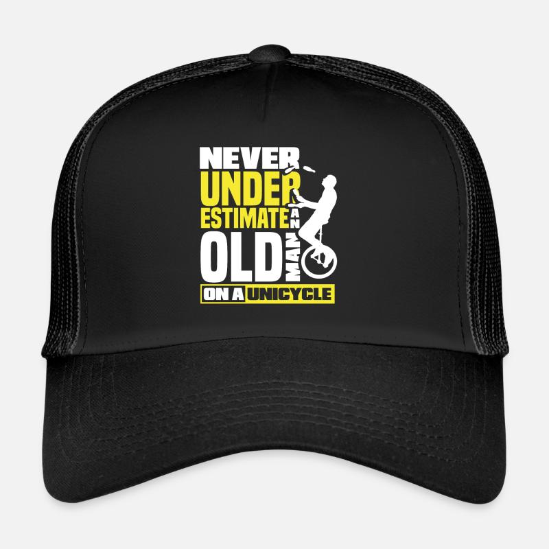 Circus Performer Never Underestimate An Old Man - Trucker Cap - Schwarz/Schwarz