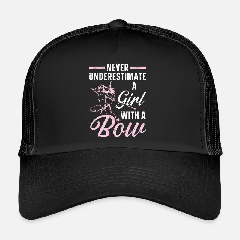 Unterschätze niemals ein Mädchen mit einem Bogenschießen - Trucker Cap - Schwarz/Schwarz