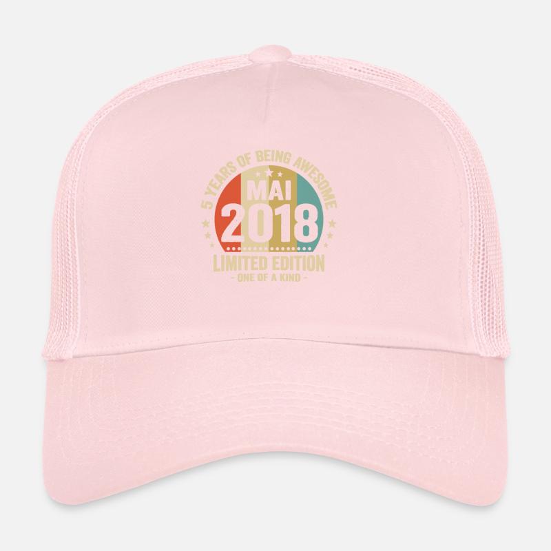May 2018 5 Years Anniversary Vintage Gift Idea Trucker Cap