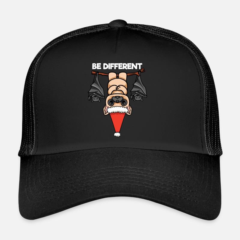 Be Different Mops Fledermaus Weihnachtsmann Trucker Cap
