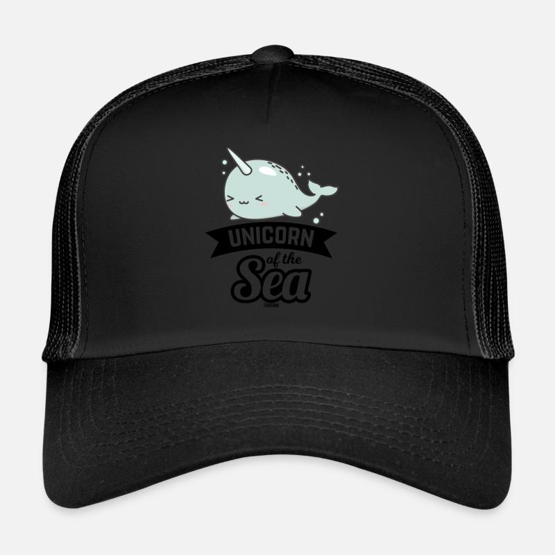 Narwal als Einhorn mit Stoßzahn Trucker Cap