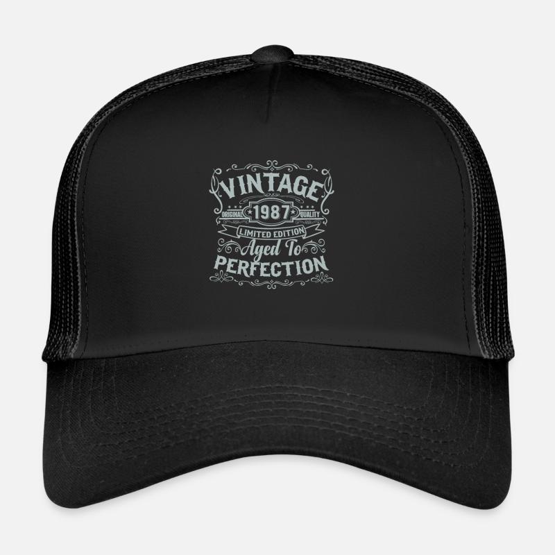 Edition limitée millésime 1987. Vieilli à la perfection Casquette trucker 