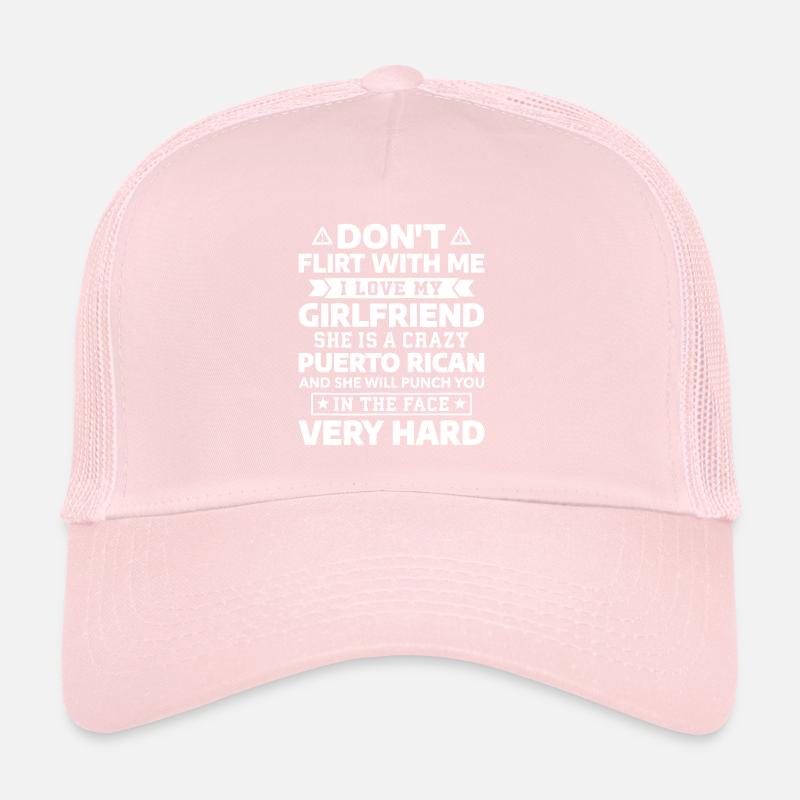 Ne flirte pas avec moi J’aime mon Portoricain Casquette trucker 