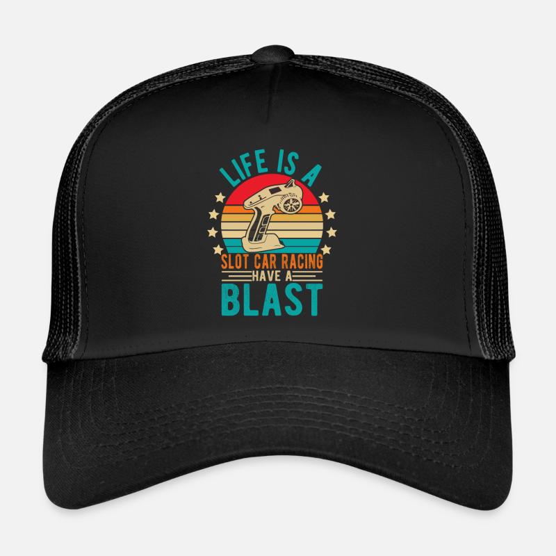 La vie est une voiture de machine à sous Les courses ont une voiture à sous blast Casquette trucker 