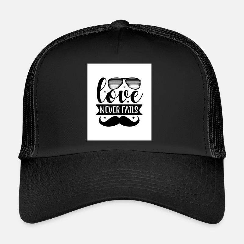 Liebe scheitert nie Trucker Cap