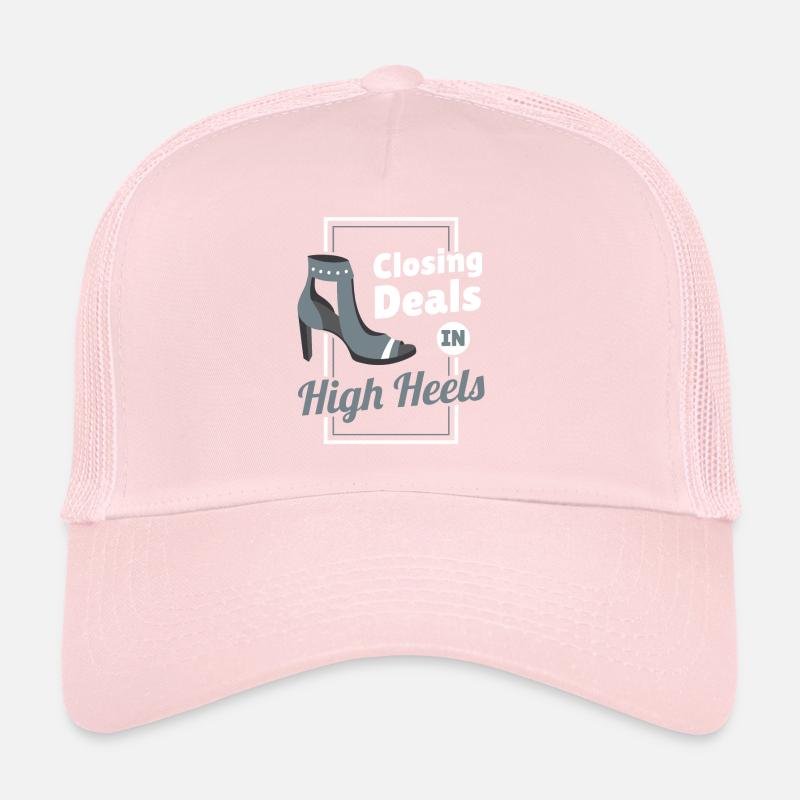 Conclure des affaires dans la mode des talons hauts Casquette trucker 
