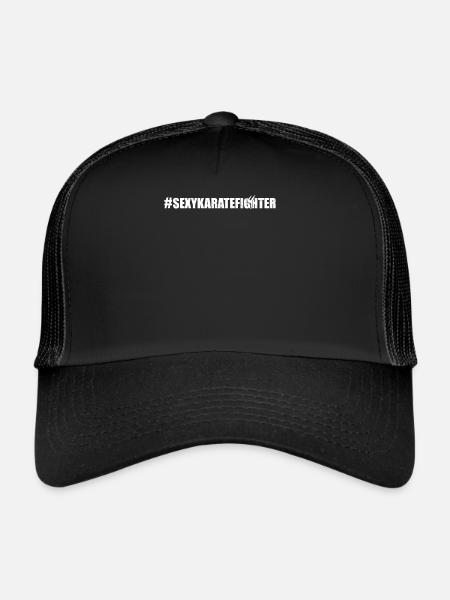 #SexyKarateFighter - Karate Fighter Karate - Trucker Cap - black/black - Front