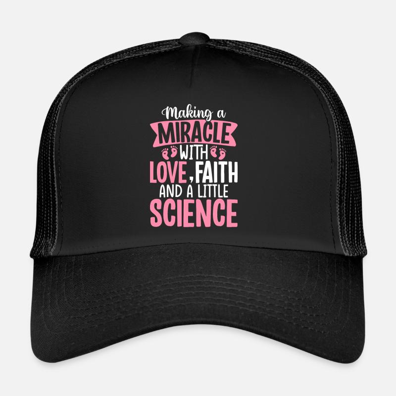 Ein Wunder mit Liebe IVF Lustig In Vitro Trucker Cap
