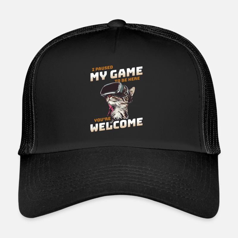 I just paused my game to be here - Katze mit VR Trucker Cap