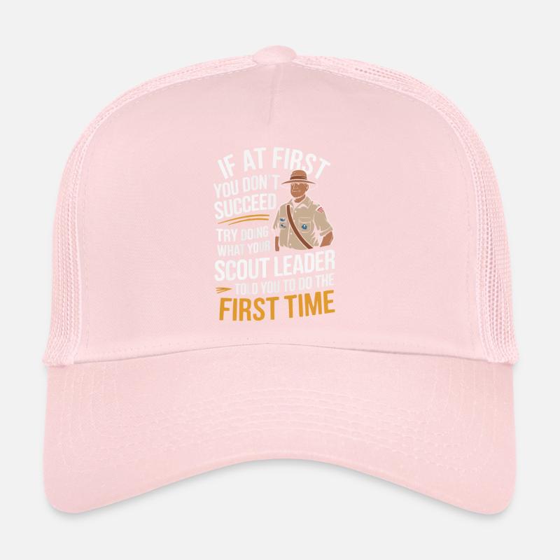 Chef scout Tente de camping autour d’un feu de camp Casquette trucker 
