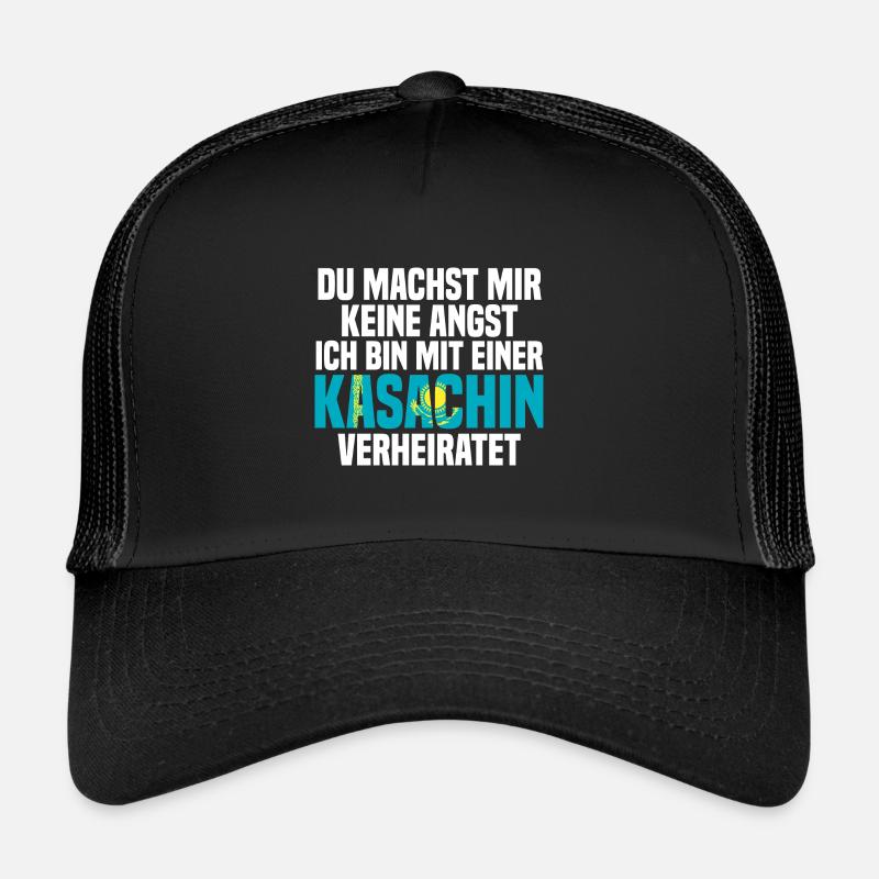 Du machst mir Keine Angst ich bin mit einer Kasach Trucker Cap