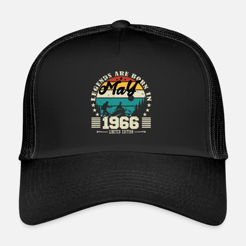 Mai 1966 Cadeau d'anniversaire mai 1966. May 1966. Casquette trucker 