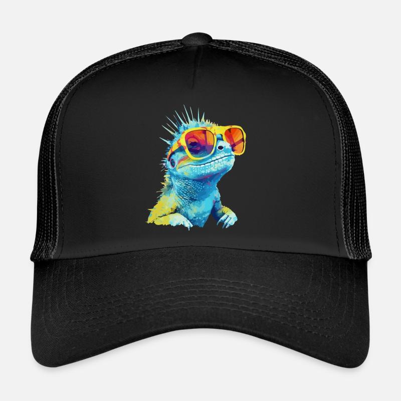 Zou the spectacled lizard Trucker Cap