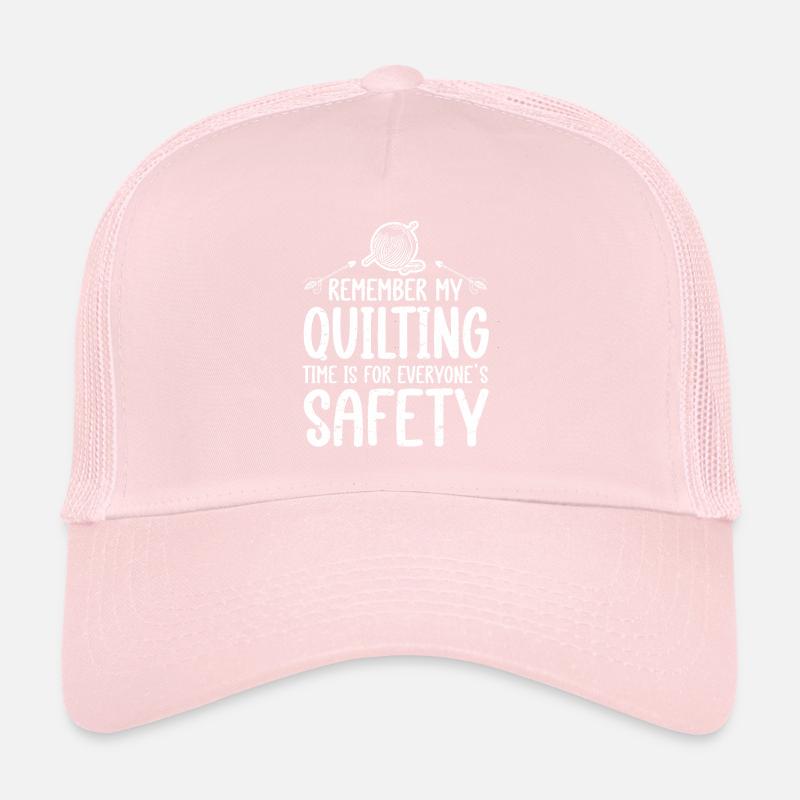 Machine à coudre couturière Casquette trucker 