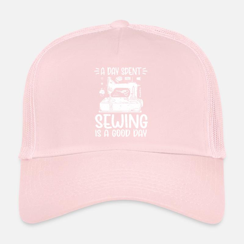 Machine à coudre couturière Casquette trucker 