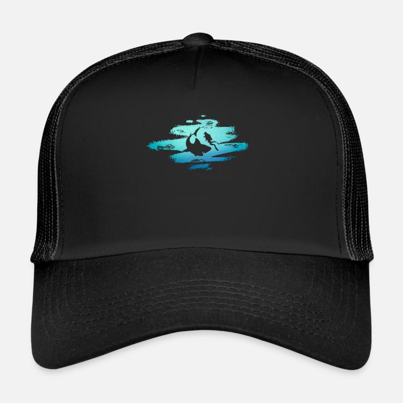 Requin dans l'océan avec des plongeurs, grand requin-marteau requin blanc Casquette trucker 