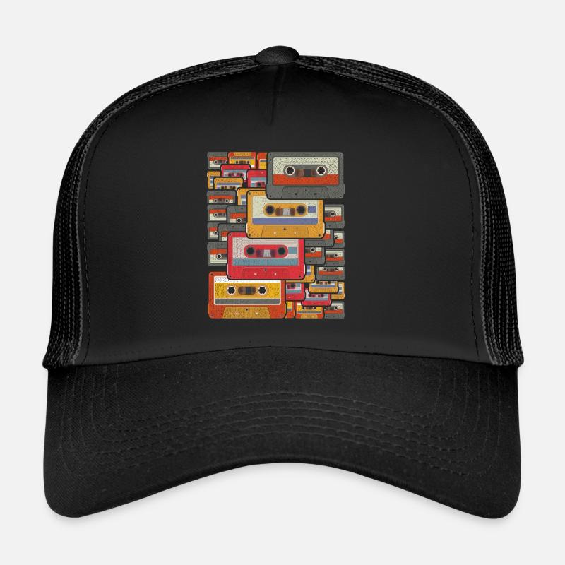 Retro Kassette Trucker Cap