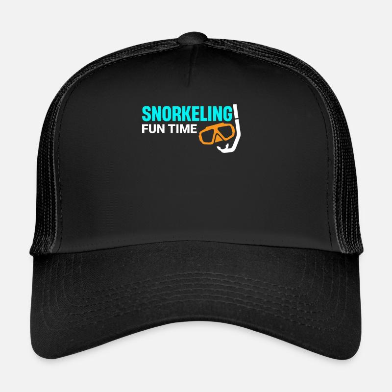 Snorkeling, snorkeling, diving, underwater Trucker Cap