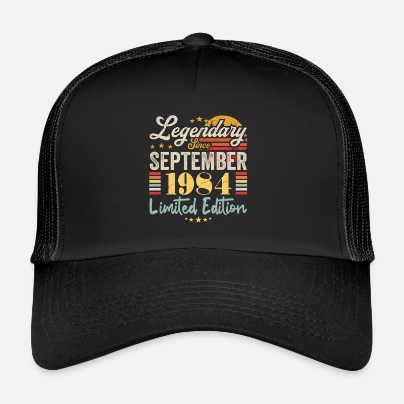 Bildunterschrift September 1984 Jubiläumsgeschenk 1984 Trucker Cap