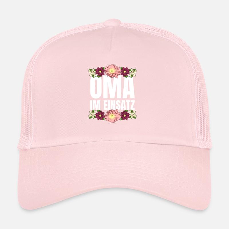 Oma im Einsatz Trucker Cap