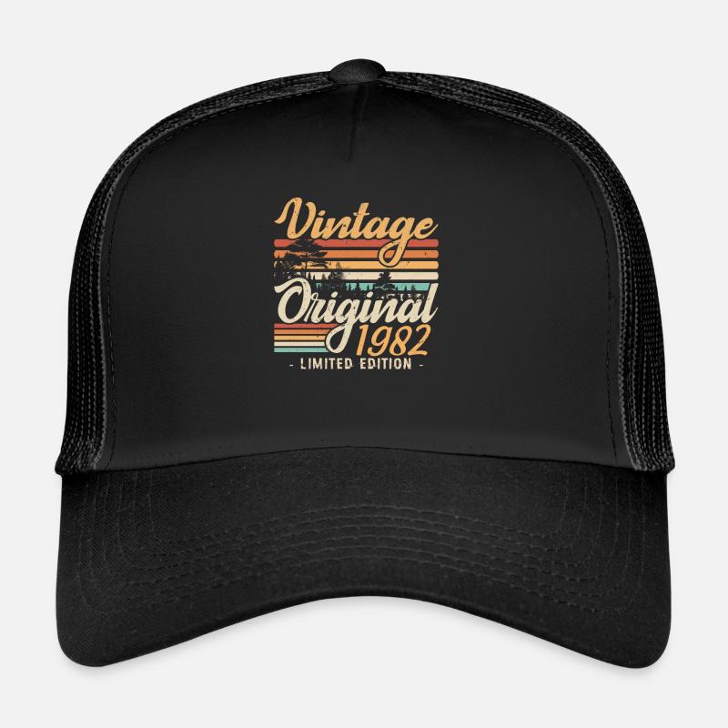 Vintage Anniversary Made in 1982 Retro 1982 Trucker Cap