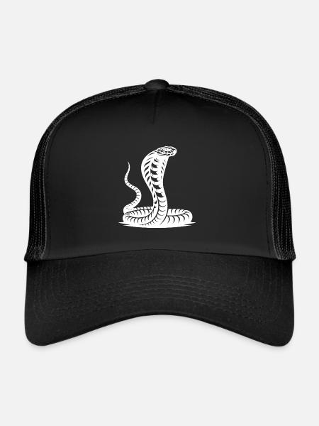 Snake Cobra Neck Shield Threatening Posture Design - Trucker Cap - black/black - Front