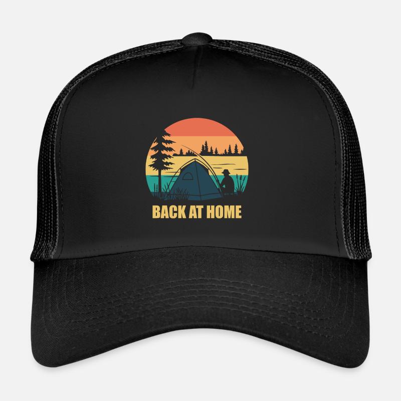Angler am See mit Zelt - Back at Home - Trucker Cap - Schwarz/Schwarz