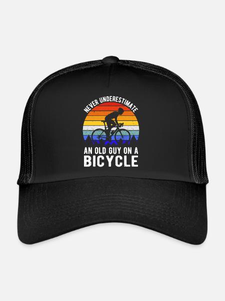 Never Underestimate An Old Guy On A Bicycle I - Trucker Cap - black/black