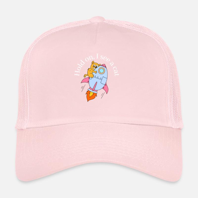 Hold on i see a Cat Trucker Cap