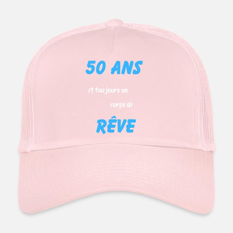 45 ans et toujours un corps de rêve 3 Casquette trucker 