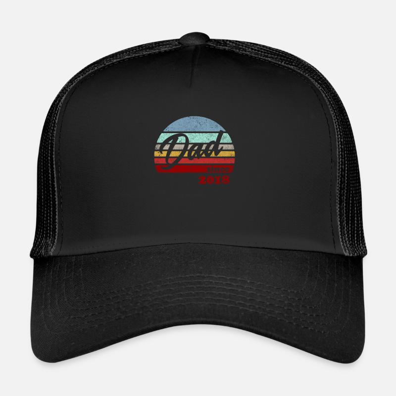 Papa Geburt Geschenk Geschenkidee 2018 Baby Vater - Trucker Cap - Schwarz/Schwarz