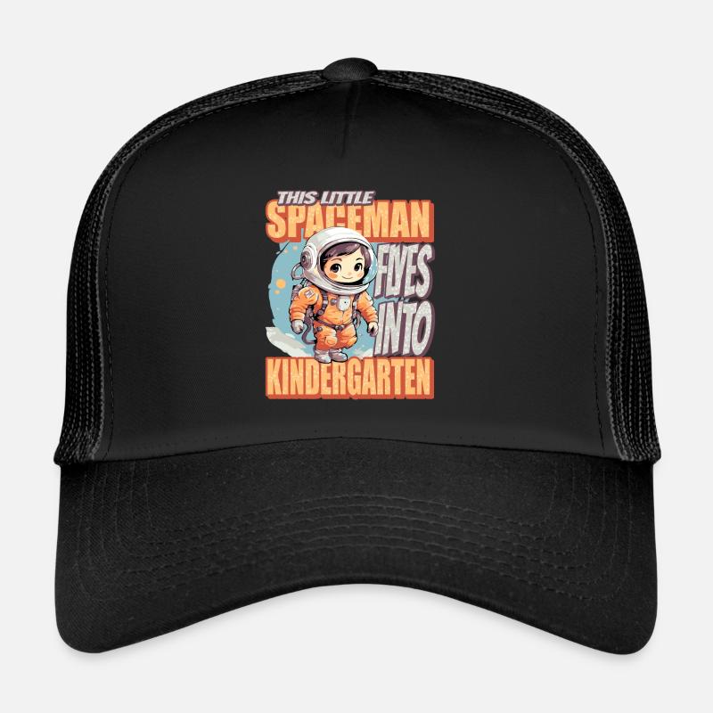 Ce petit astronaute vole dans le Casquette trucker 