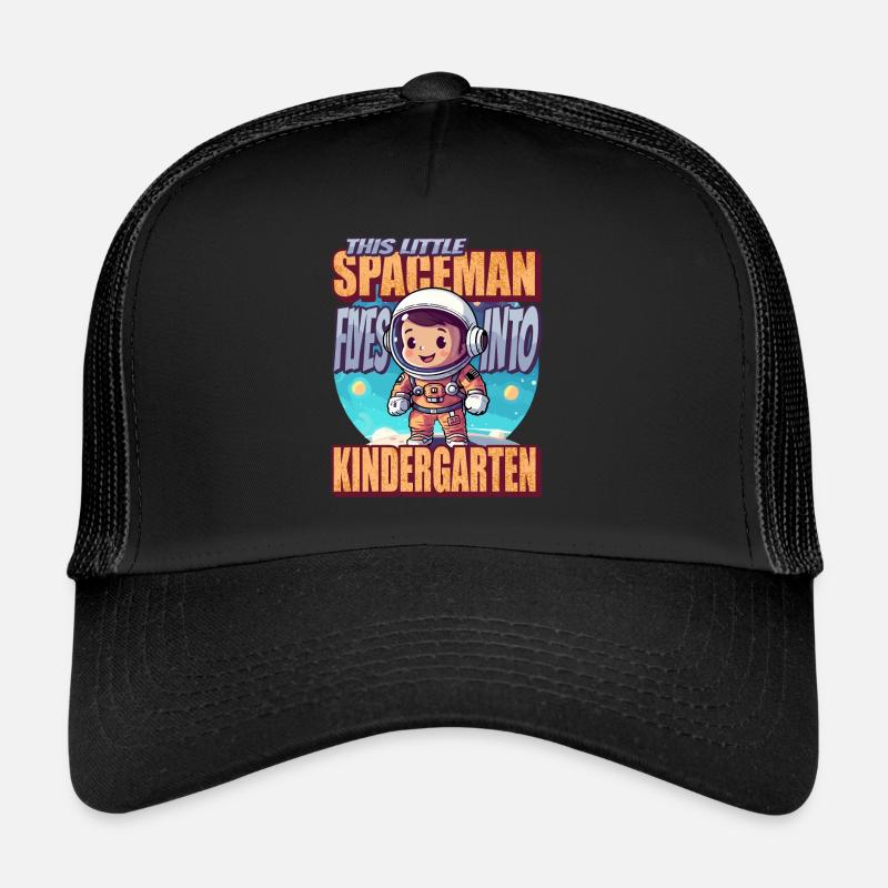 Ce petit astronaute vole dans le Casquette trucker 