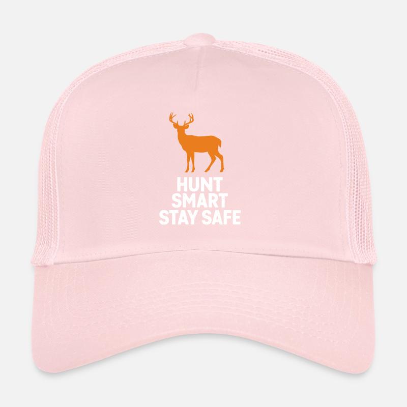 Erlebe Die Spannung Der Hirschjagd Im Wald Mit Trucker Cap