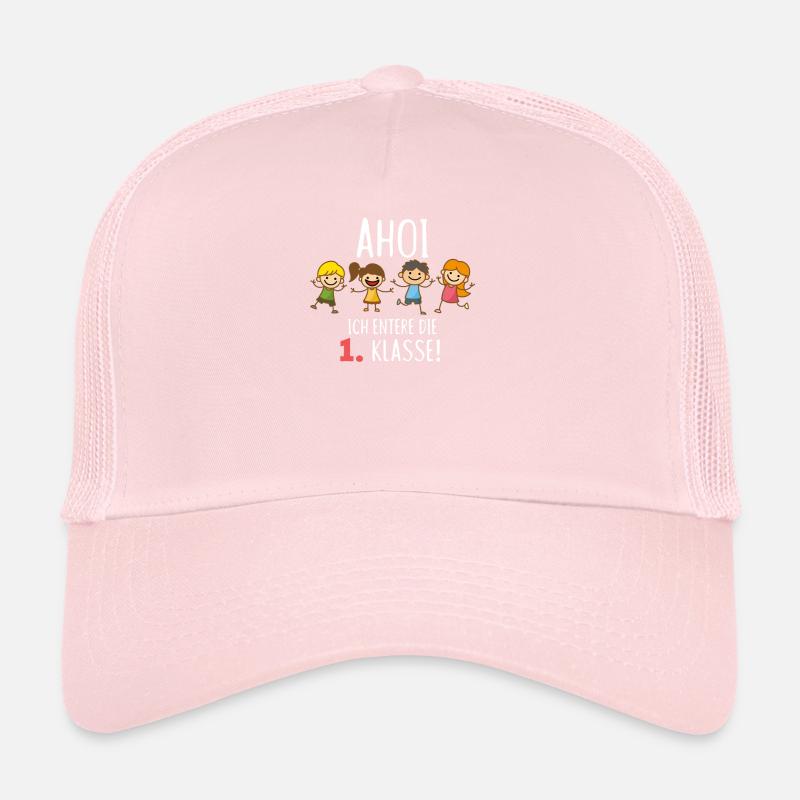 J’enterrai la première année - Scolarisation, Première année Casquette trucker 