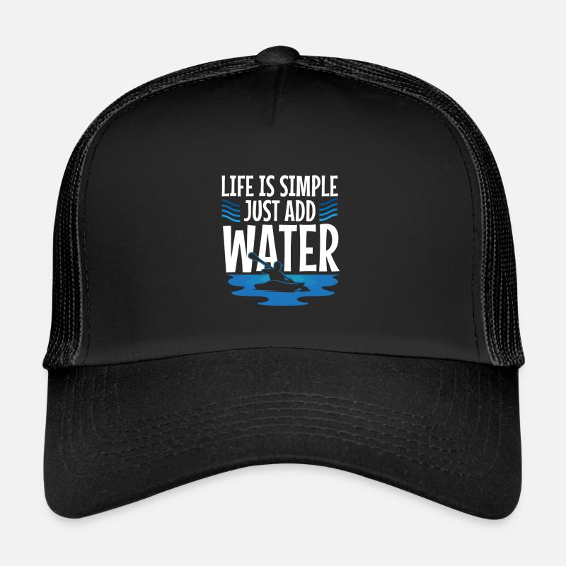 Never underestimate an old man with a Kayak - Trucker Cap - Schwarz/Schwarz