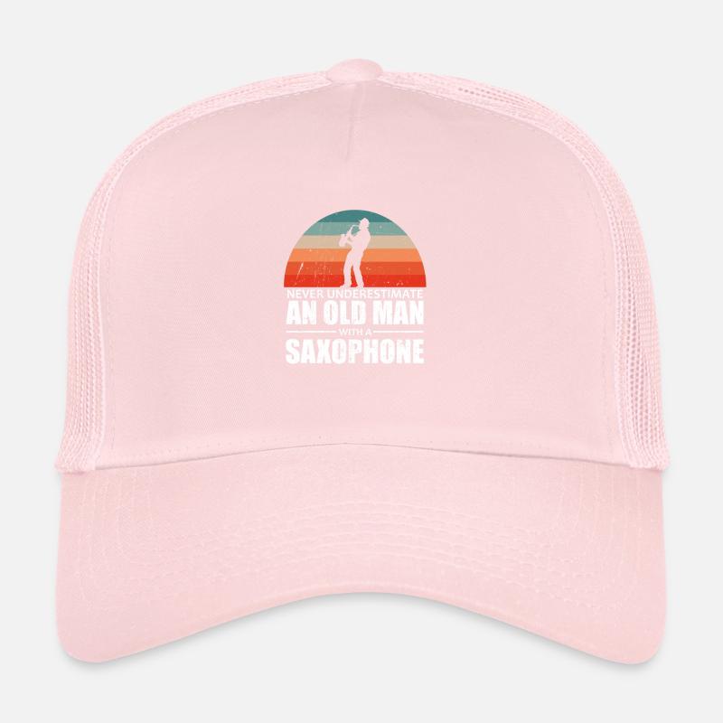 Unterschätze Niemals einen Alten Mann Saxophon Trucker Cap