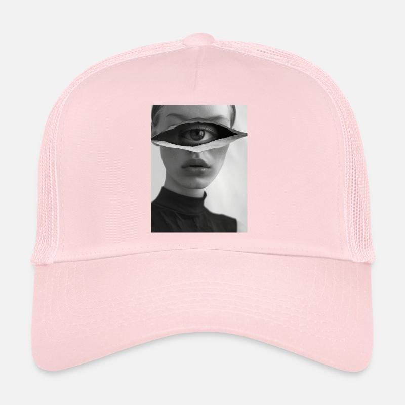AP Portrait surréaliste 5 août 2024 Casquette trucker 