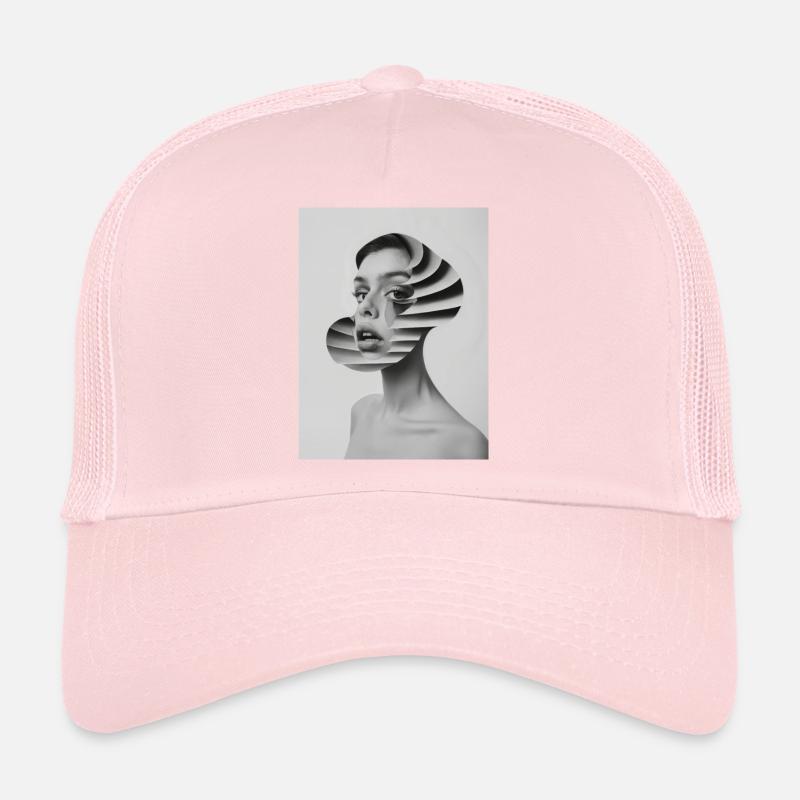 AP Portrait surréaliste 4 août 2024 Casquette trucker 
